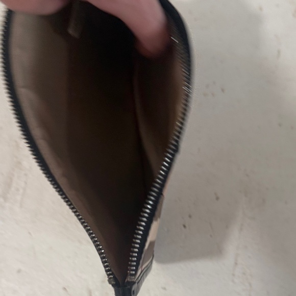 Burberry Beige and Black Checkered Tote - Picture 10 of 11